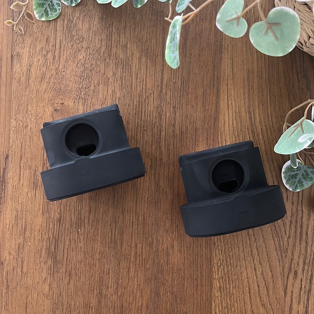 Elago 2 in 1 Charging Stand Set of Two in Black